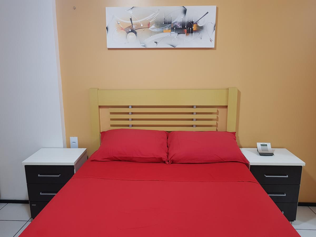 Porto De Iracema Estilo 公寓 *